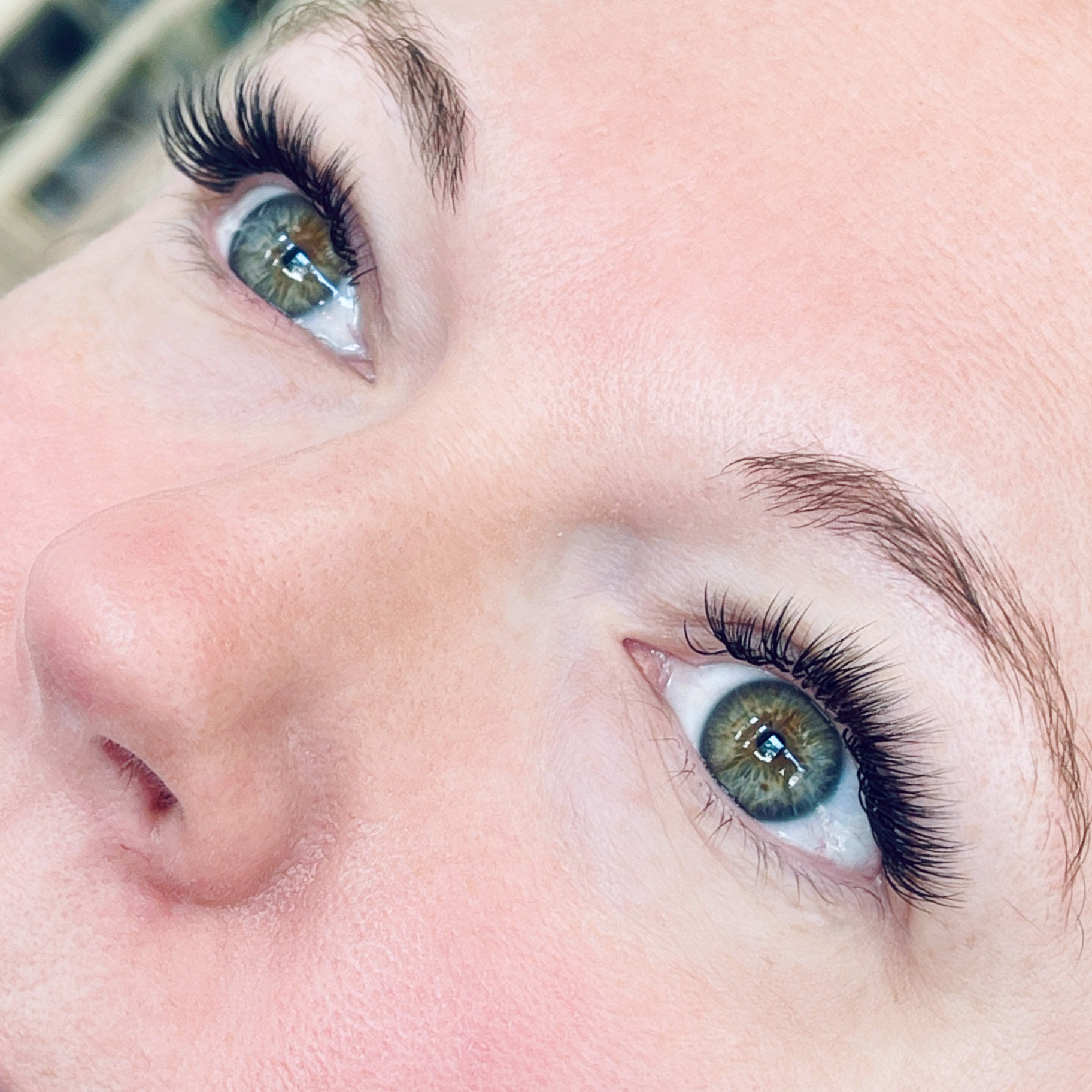 Close-up of Jen's lash artistry